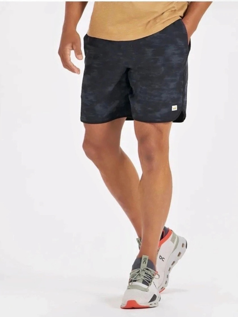 Vuori Kore Short Camo Athletic Shorts Black Small